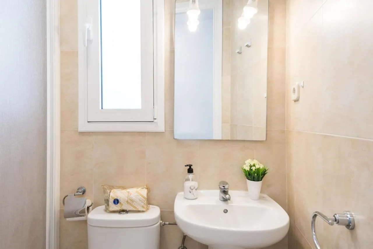 Cozy Studio With Amazing Terrace Near Plaza Espana Barcelona Spain